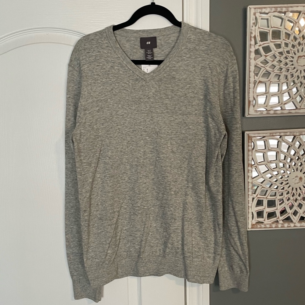 V-neck Basic Knit Sweater